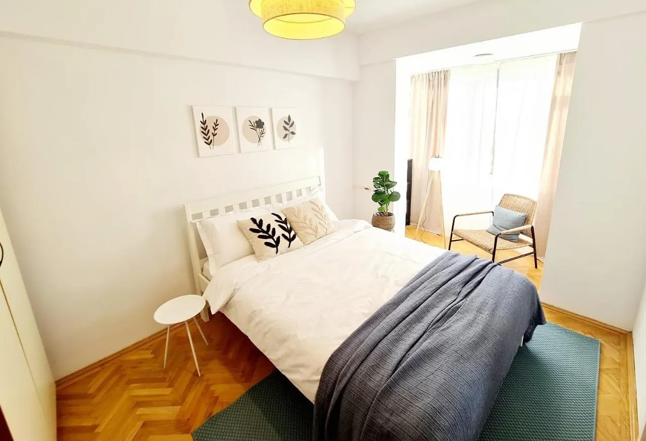 Harmony Plaza Apartment 2Br Bucharest