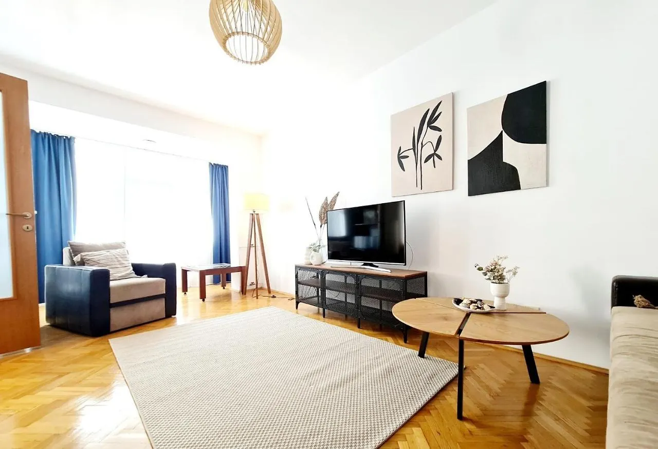 Harmony Plaza Apartment 2Br Bucharest Romania